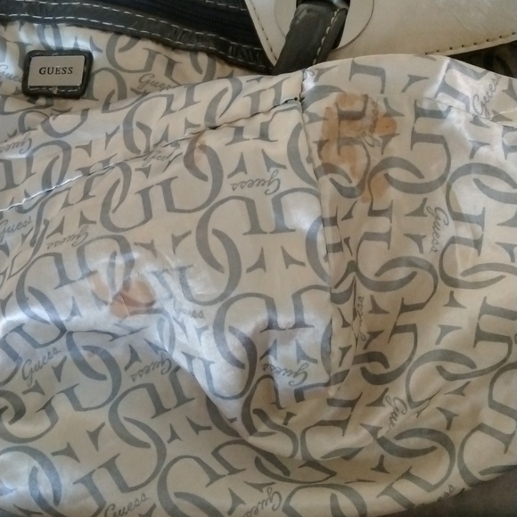 Guess color block tote - Picture 9 of 9